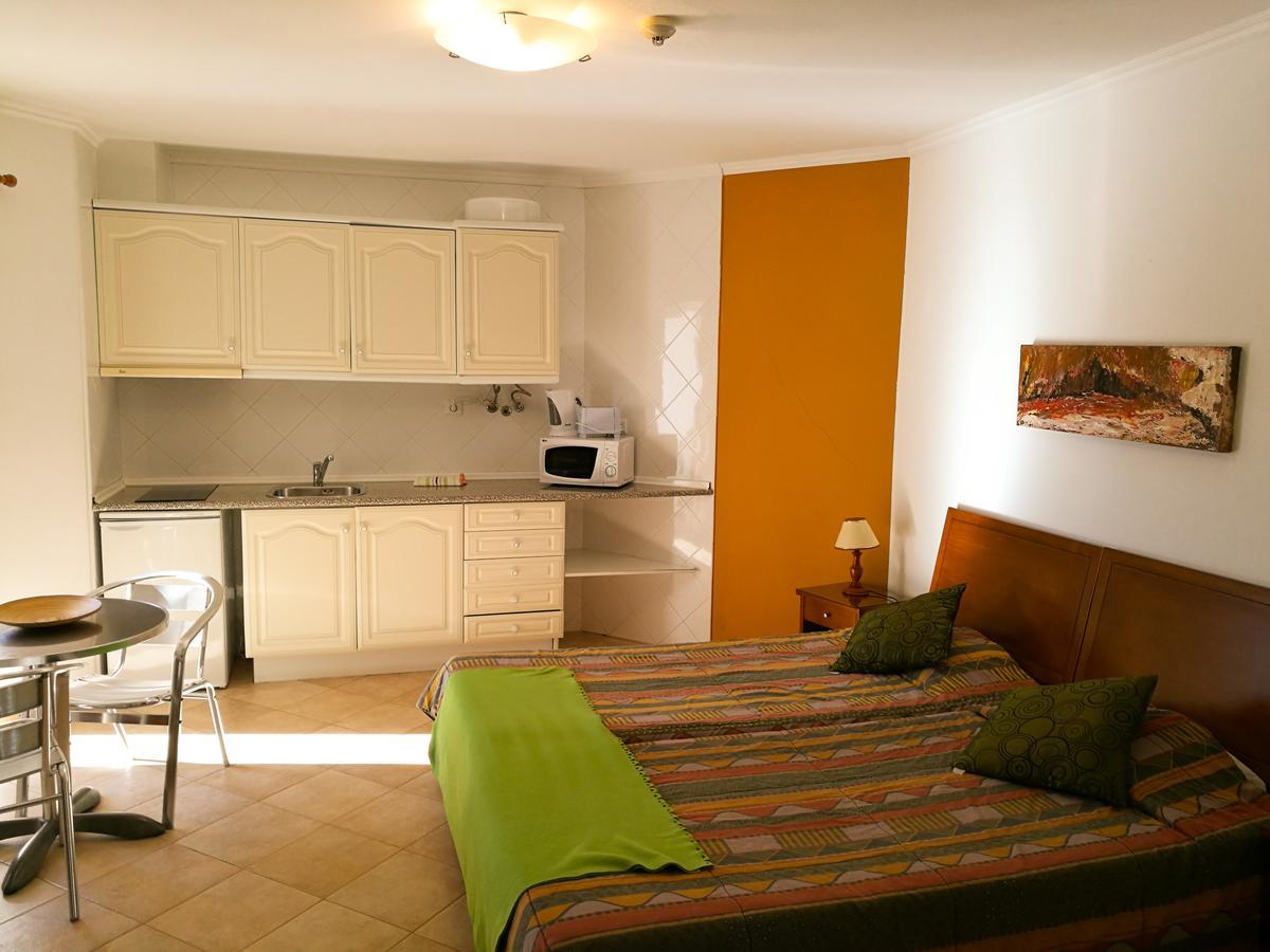 לאגוּ‏ש Porto Mos Residence מראה חיצוני תמונה