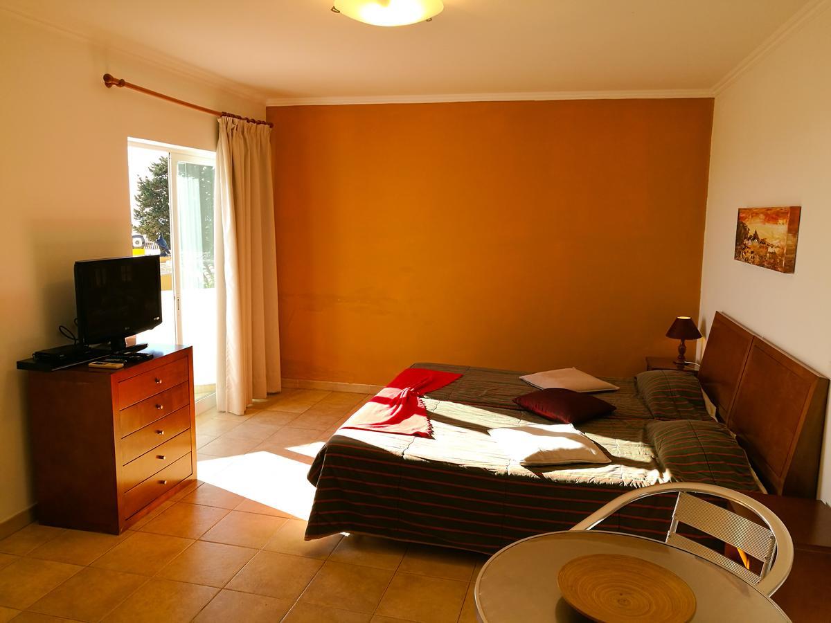 לאגוּ‏ש Porto Mos Residence מראה חיצוני תמונה