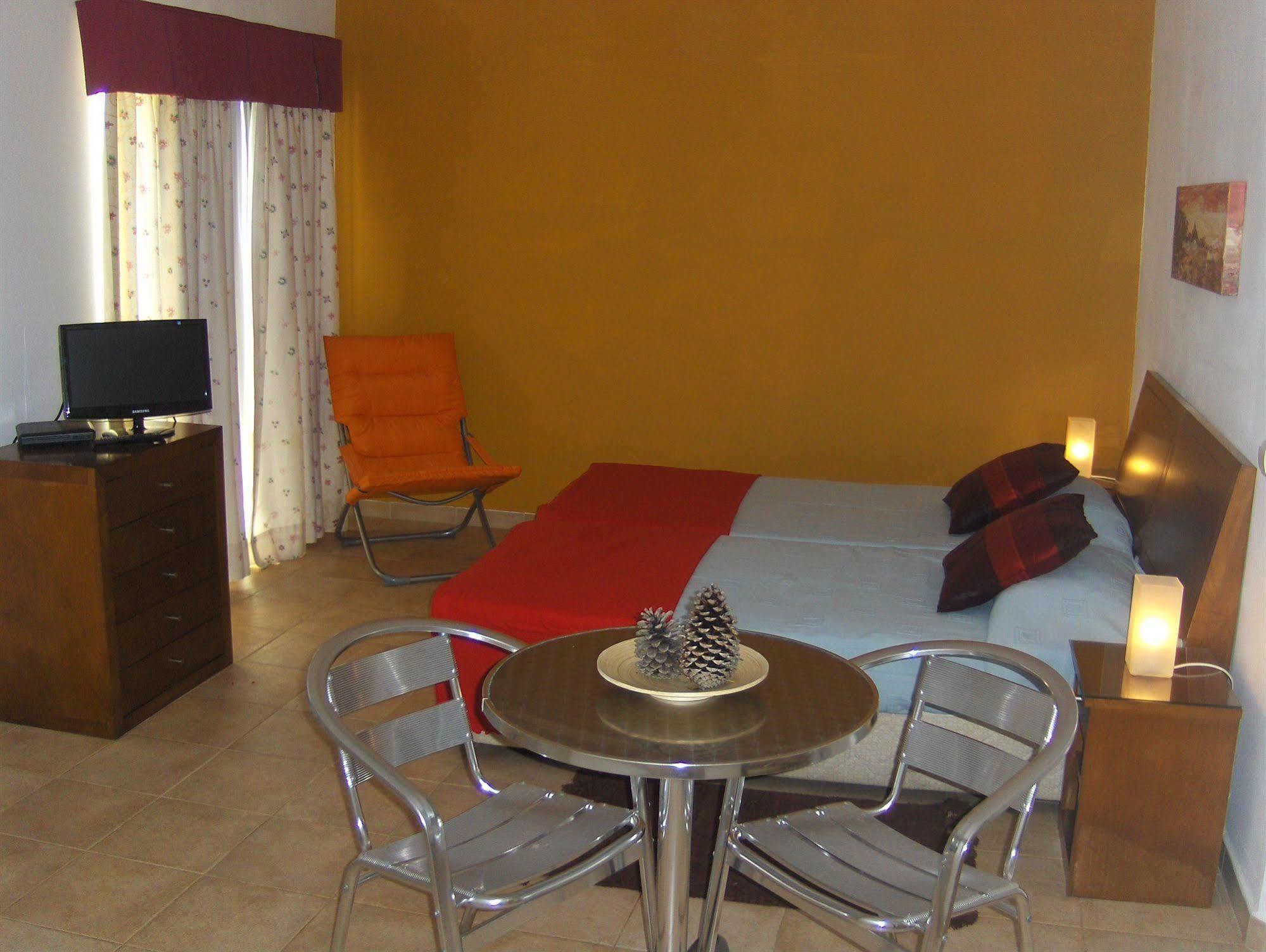 לאגוּ‏ש Porto Mos Residence מראה חיצוני תמונה